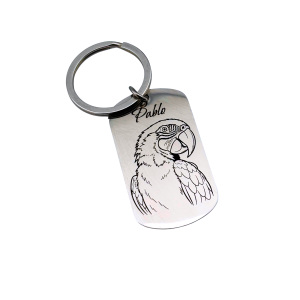 Personalizowany brelok z grawerem papugi i imieniem Pablo – packshot